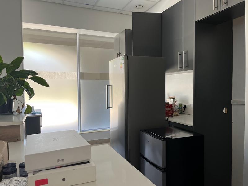 To Let Commercial Property for Rent in Claremont Western Cape